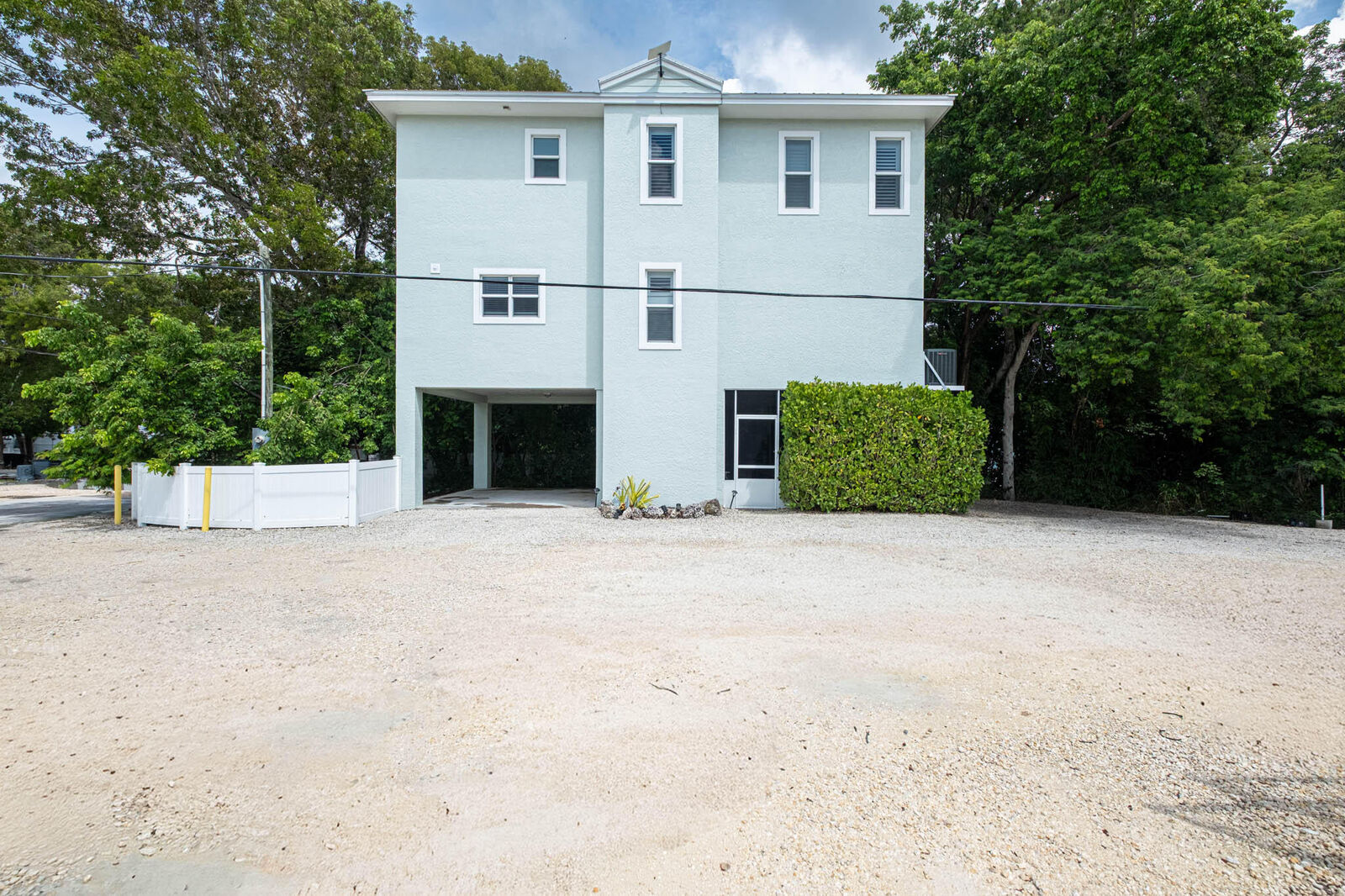 Property Photo: 91 Holiday Boulevard FL 33037