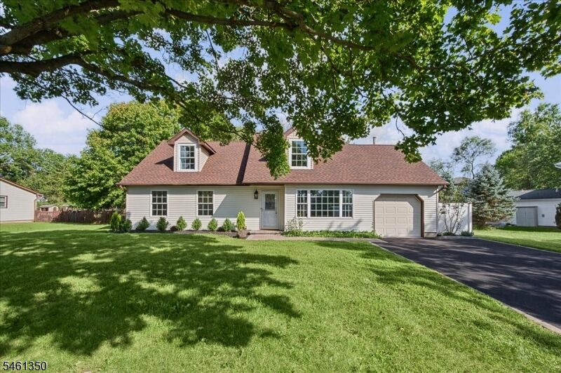 Property Photo:  17 Londonderry Dr  NJ 08822 