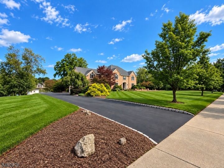 Property Photo: 20 Kingsbrook Ct NJ 07945
