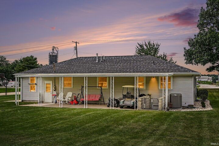 Property Photo:  928 S Main Street  IN 46540 