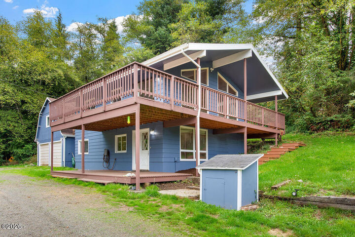 Property Photo: 36475 Jenck Road OR 97112