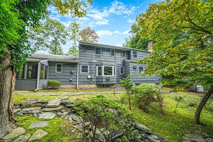 Property Photo:  2 Jefferson Court  NY 11733 