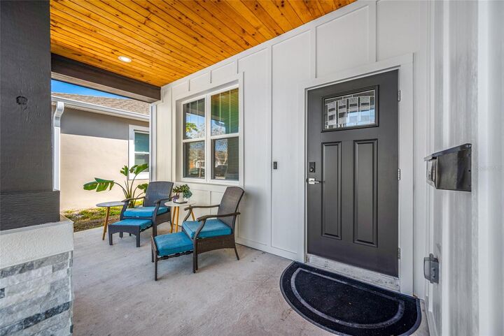 Property Photo:  2150 43rd Terrace N  FL 33714 