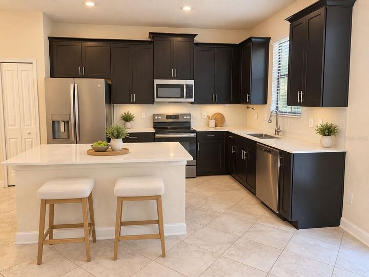 Property Photo:  11378 Whistling Pine Way  FL 32832 