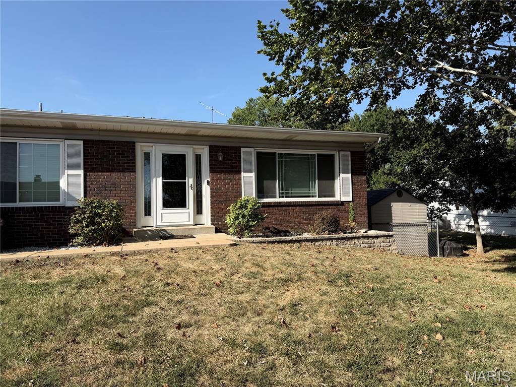 Property Photo: 504 Westwood Place MO 63028
