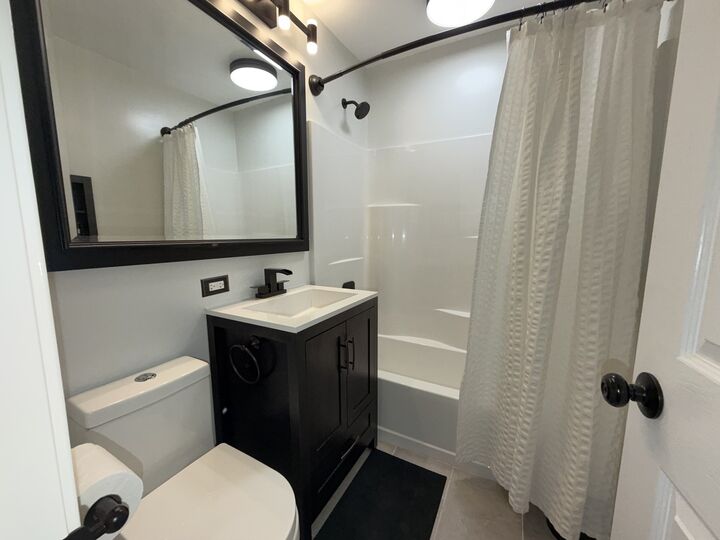 Property Photo:  8001 Neenah Avenue  IL 60459 