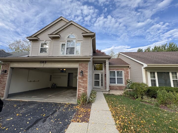 Property Photo:  1109 Blackburn Drive  IL 60030 