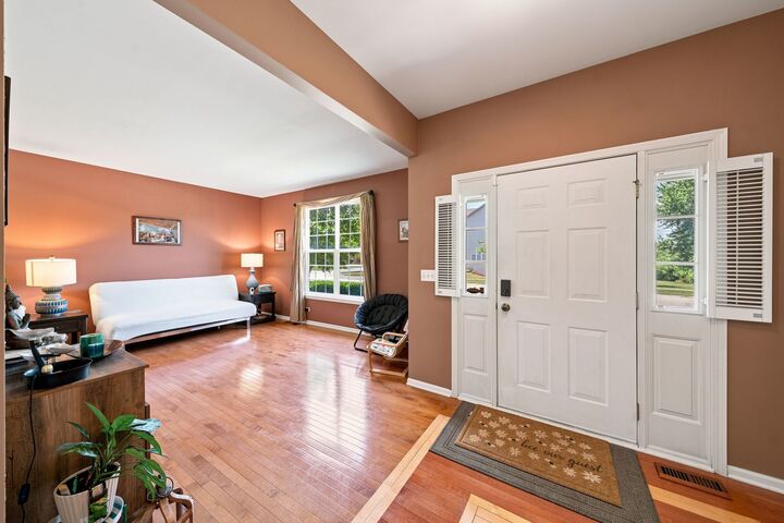 Property Photo: 37061 N Bonnie Brae Road IL 60046