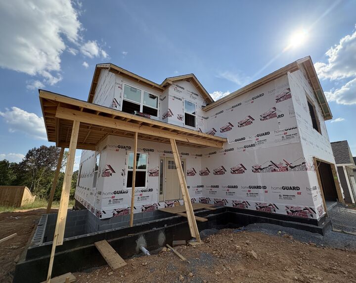 Property Photo:  810 Cedar Wood Dr  TN 37043 