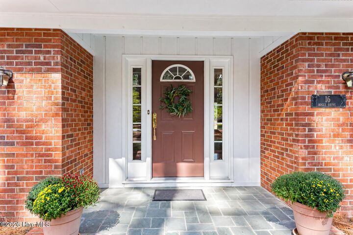 Property Photo:  16 Bogie Drive  NC 28327 