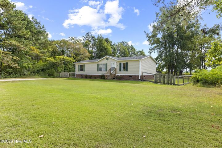 Property Photo:  620 Comfort Road  NC 28574 