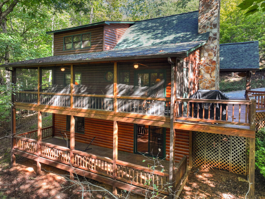 Property Photo:  255 Blue Ridge Trails  GA 30560 