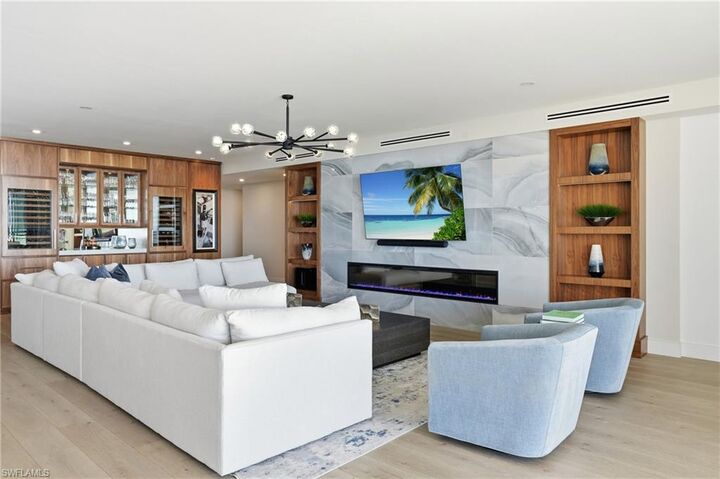 Property Photo:  13945 Old Coast Rd 1906  FL 34110 