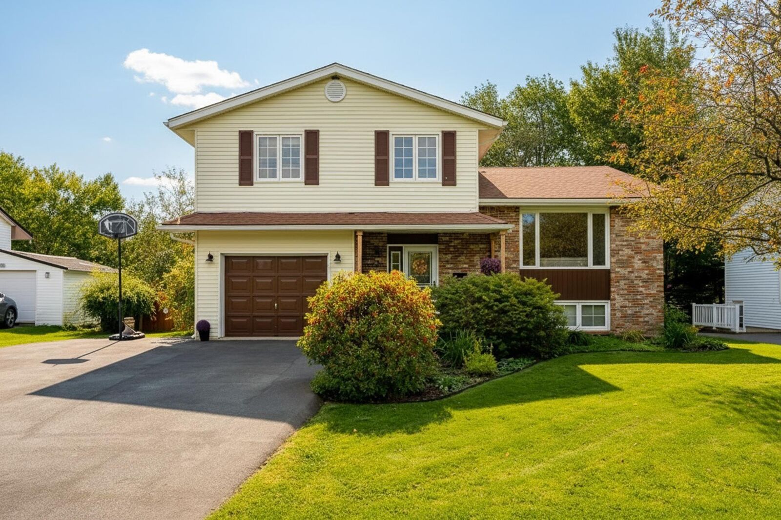 Property Photo: 2 Joan Eleanor Drive NS B2W 5Z9