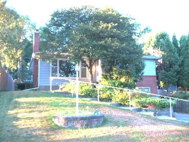 Property Photo: 834 Hoyt Avenue W MN 55117
