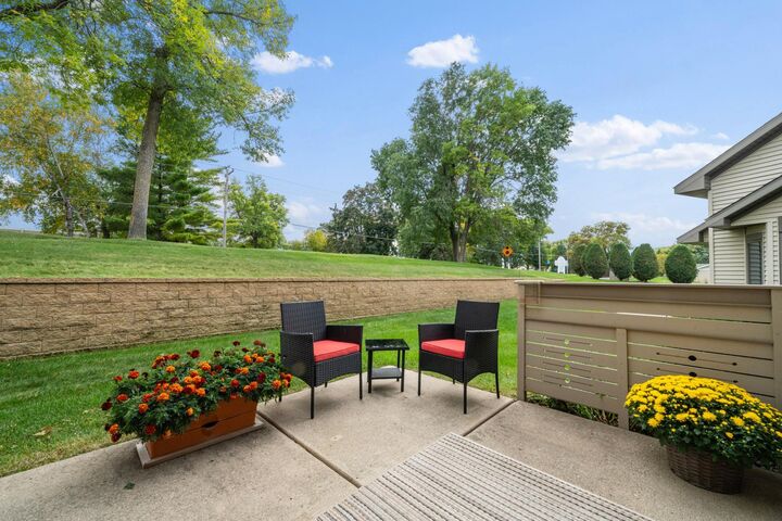 Property Photo:  2115 6th Avenue E  MN 56308 