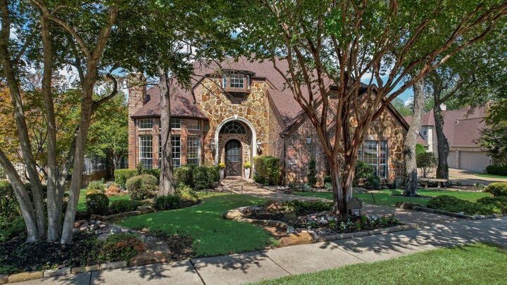 Property Photo: 4129 Glenbrook Drive TX 75082