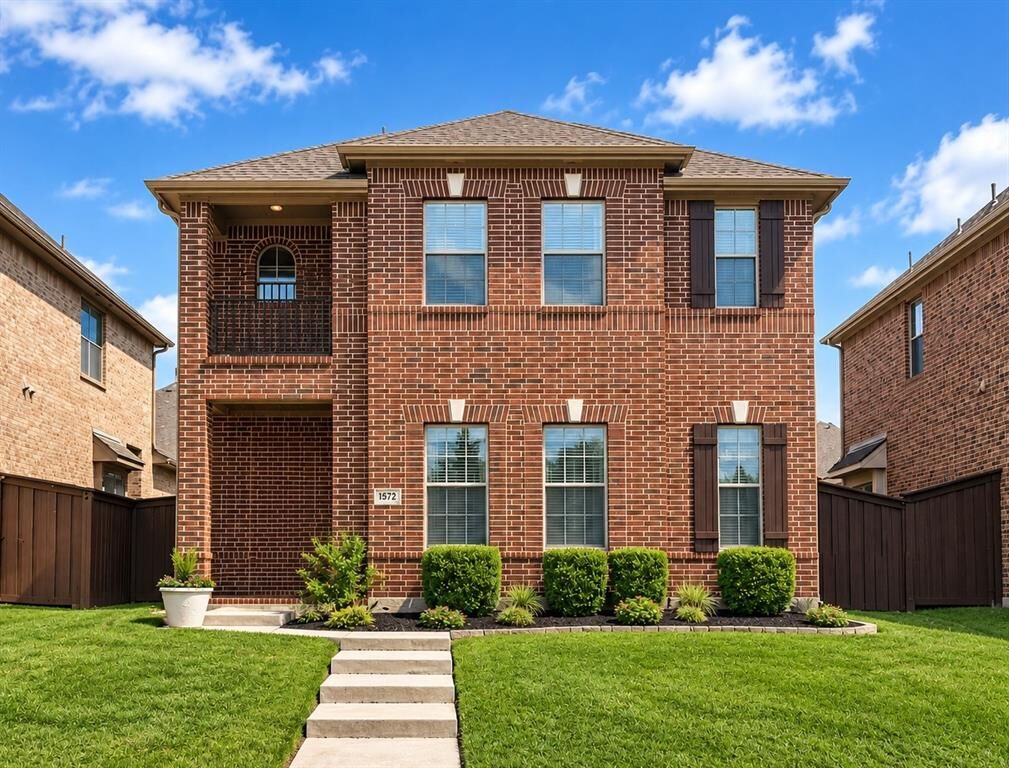 Property Photo:  1572 Barksdale Drive  TX 75077 