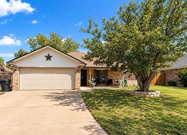 Property Photo:  5 Queen Anns Lace  TX 79606 