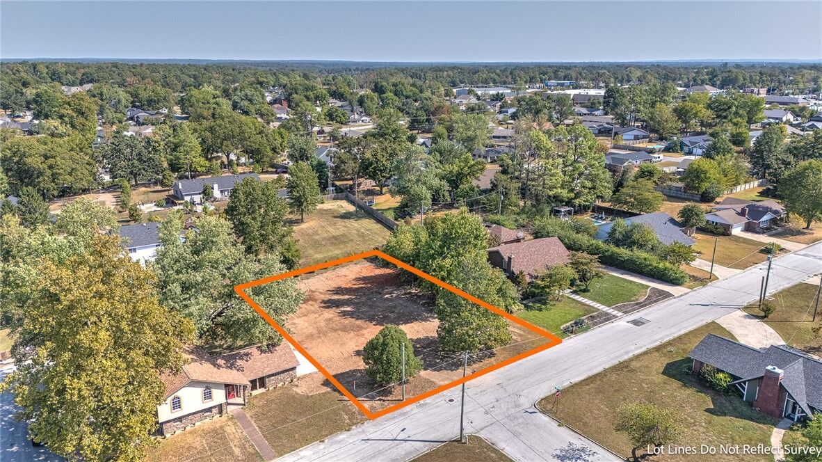 Property Photo:  NW 11th Street  AR 72712 