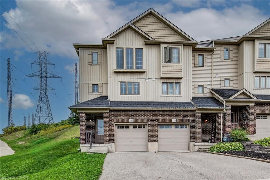 Property Photo:  226 Maitland Street  ON N2R 1Z1 
