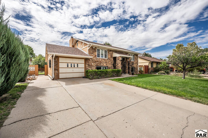 Property Photo: 3414 Ivywood Lane CO 81005