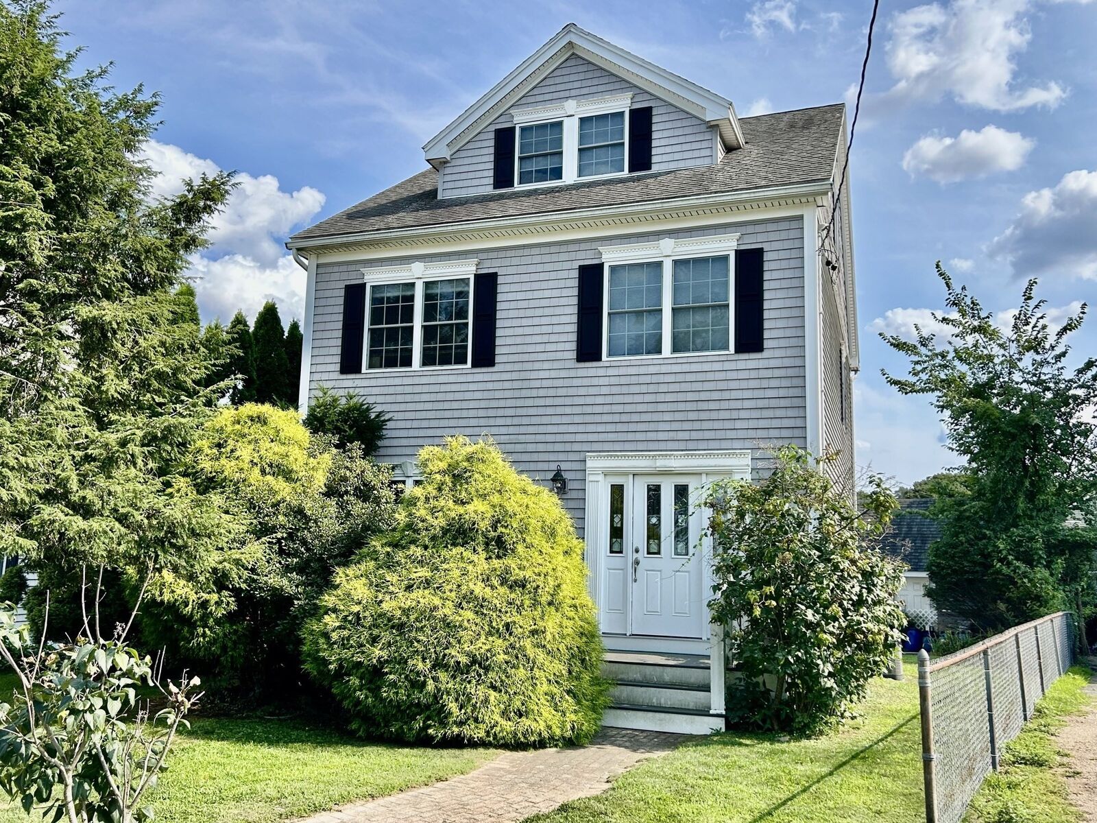 Property Photo:  35 Hiawatha Avenue  MA 02451 