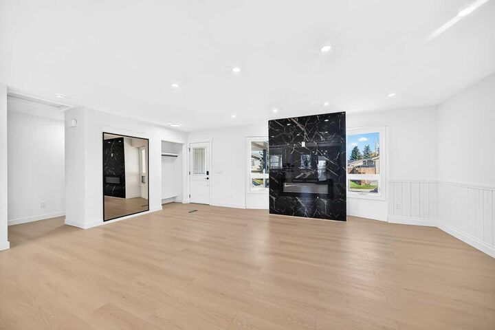 Property Photo: 23 Penworth Crescent SE AB T2A 4C5