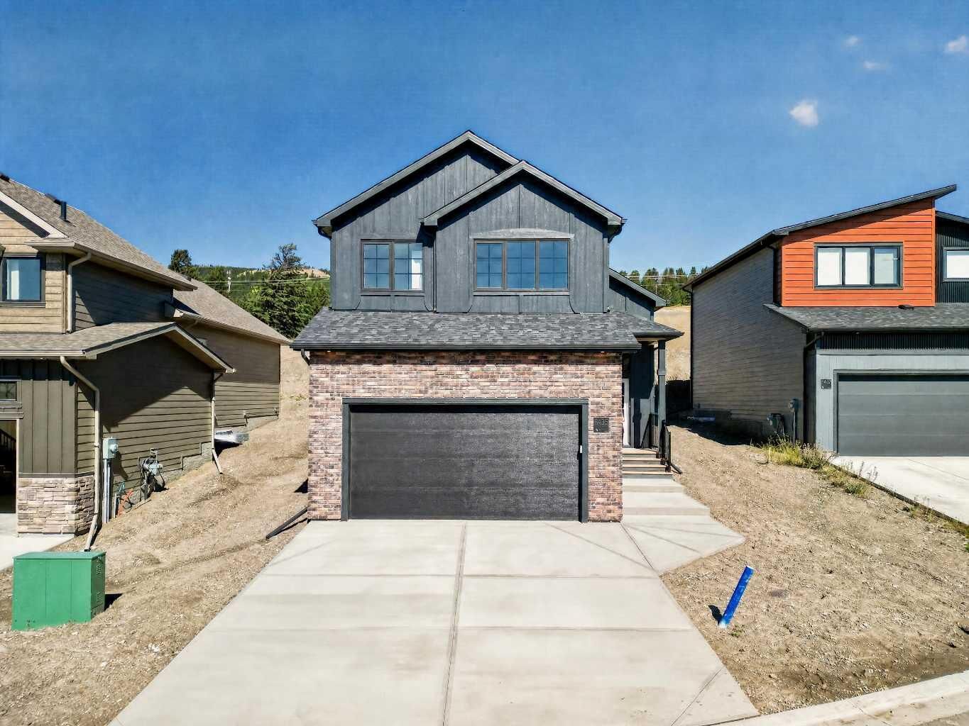 Property Photo:  8635 25 Avenue  AB T0K 0M0 