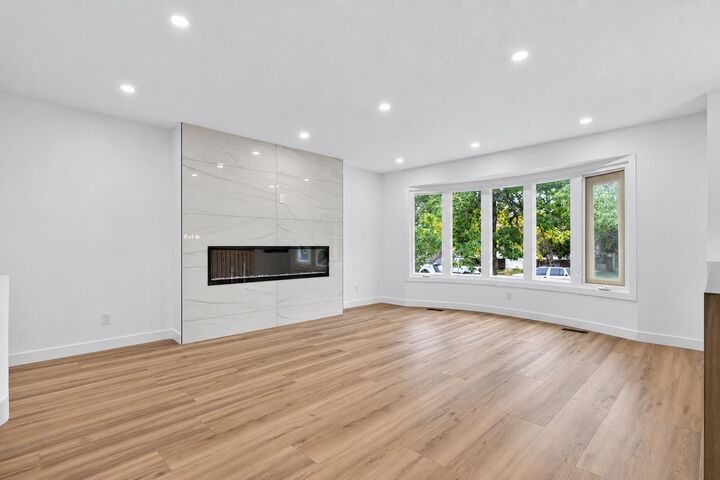 Property Photo:  751 Whitemont Drive NE  AB Y1Y 3H1 