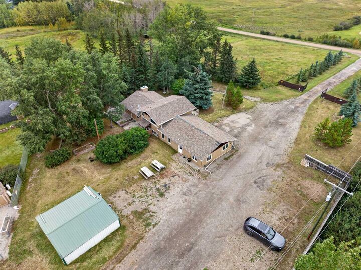 Property Photo: 273209 Range Road 20 AB T4H 4P2