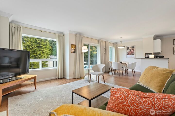 Property Photo: 31500 33rd Place SW Q203 WA 98023