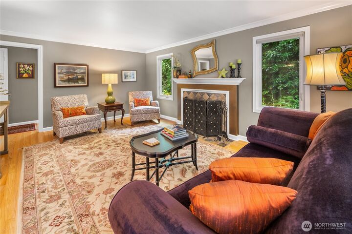 Property Photo: 2706 56th Avenue SW WA 98116