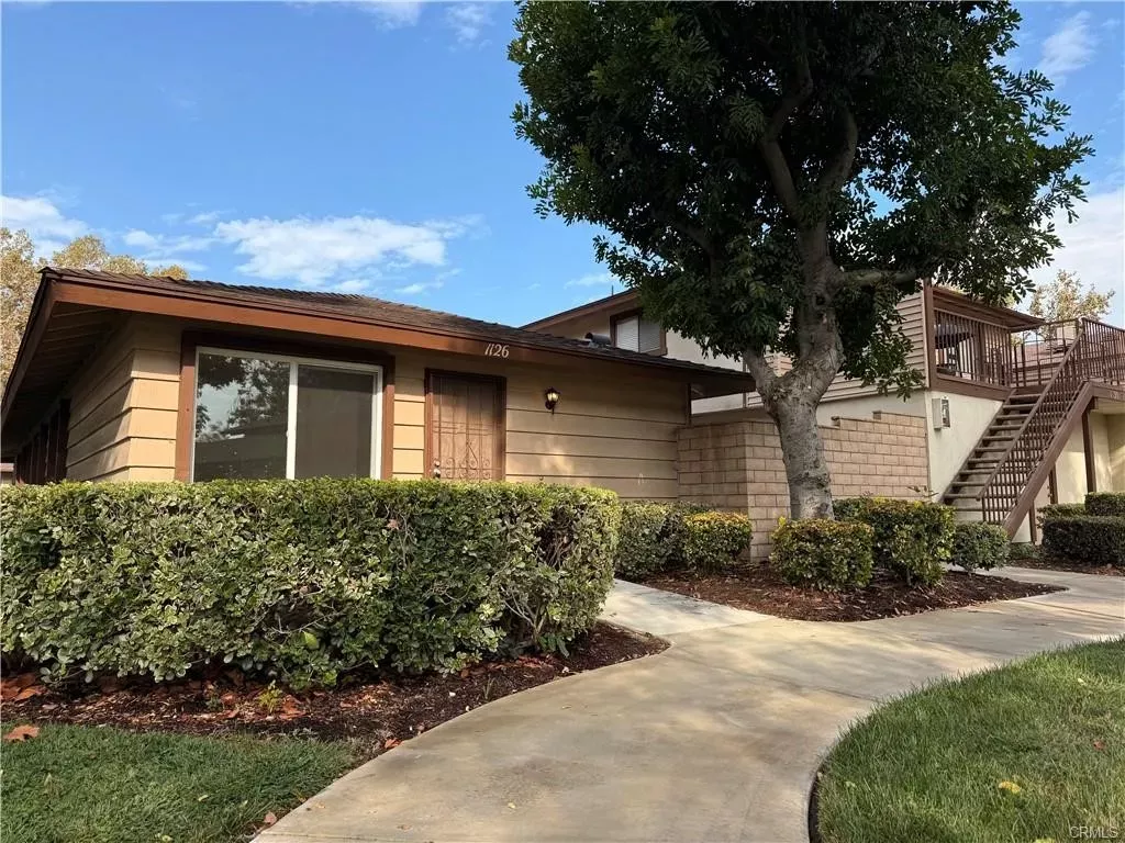 Property Photo: 1126 W Philadelphia CA 91762