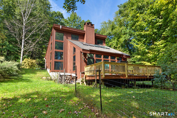 Property Photo:  220 Richards Road  CT 06057 