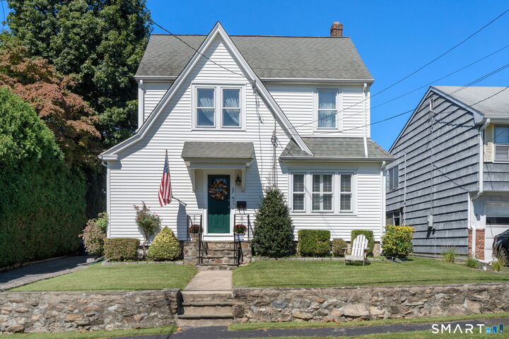 Property Photo: 37 Uncas Road CT 06902