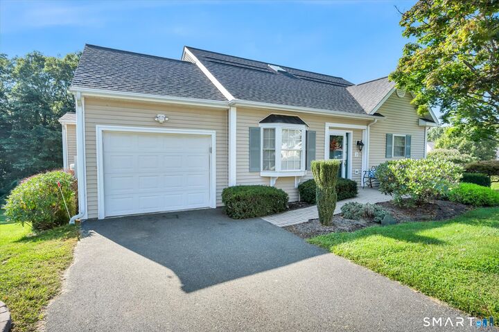 Property Photo: 3 Cinnamon Lane 3 CT 06480