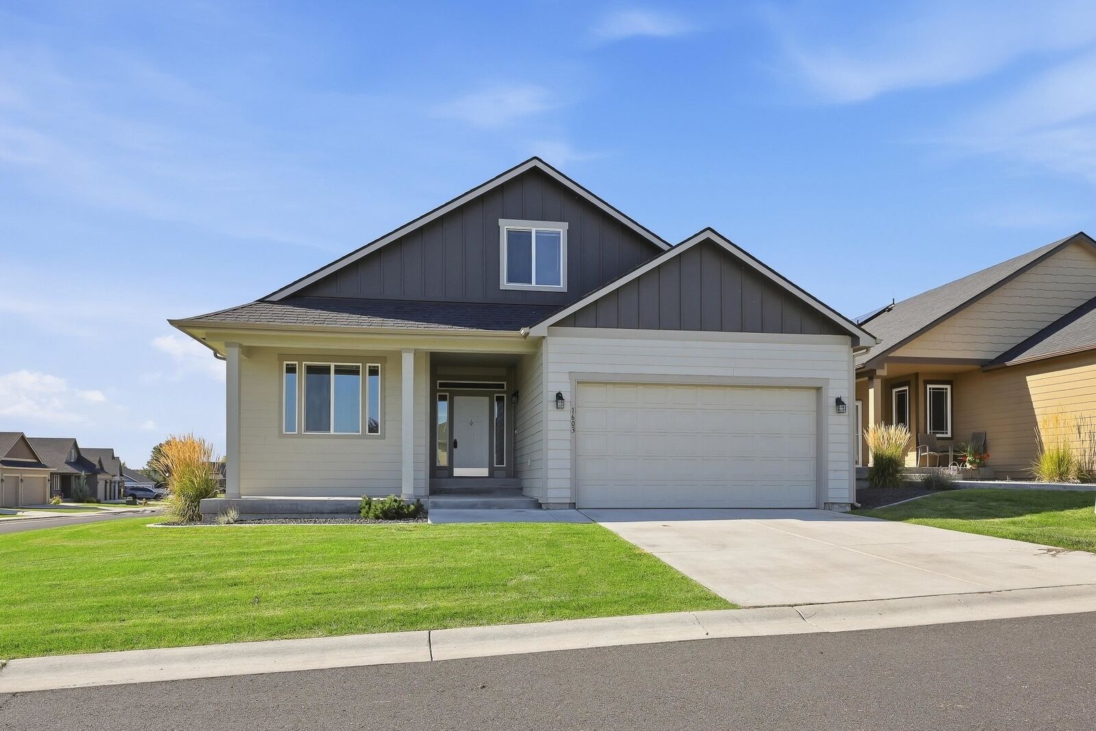 Property Photo: 1603 W Lavender Ct WA 99208