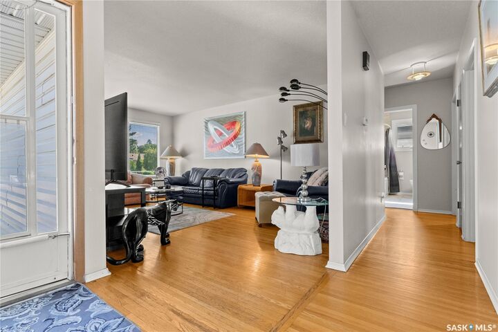 Property Photo: 1524 Argyle Avenue SK S7H 2W5