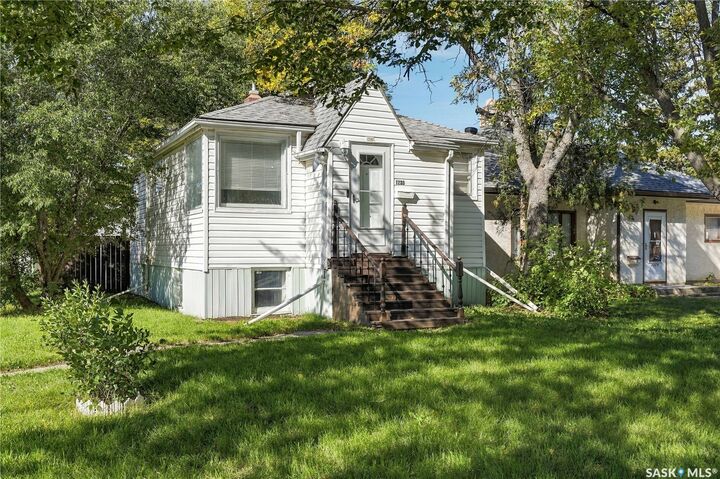 Property Photo: 1280 King Street SK S4T 4E9