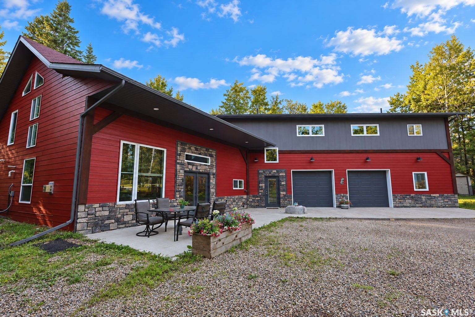 Property Photo:  102 Moore Drive  SK S0J 0N0 