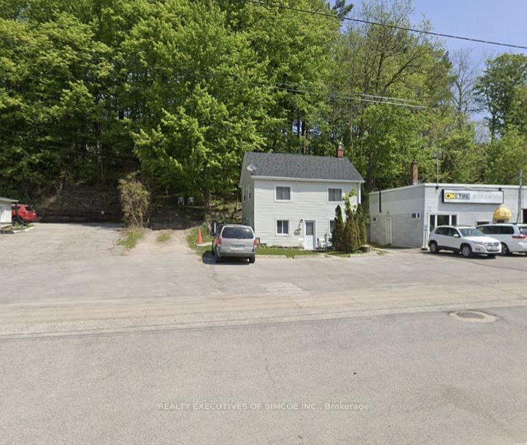 Property Photo:  200 Blake Street  ON L4M 1K3 