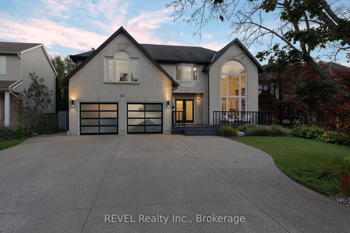 Property Photo:  10 Meadowbrook Lane  ON L0S 1E4 
