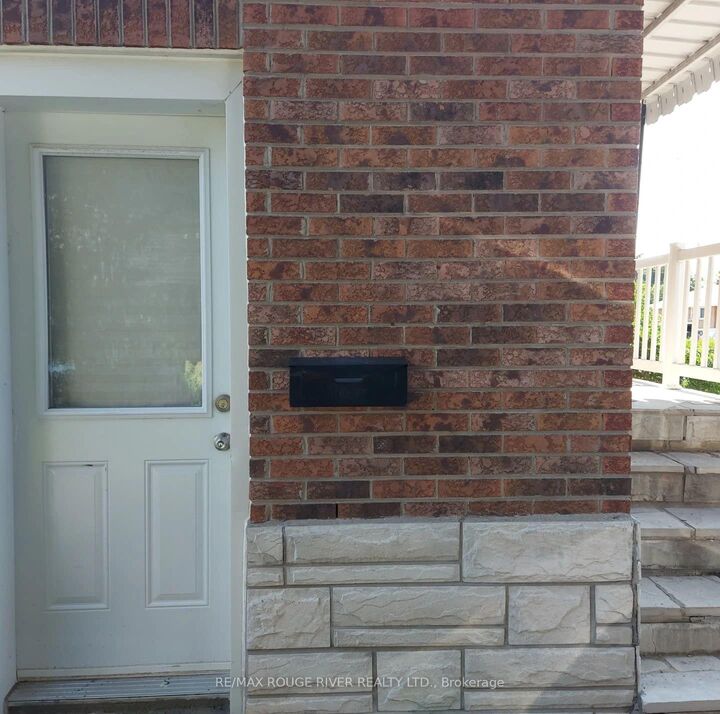 Property Photo:  509 Adelaide Avenue W Bsmt  ON L1J 2J2 