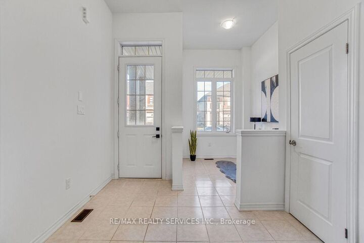 Property Photo:  9 Copeman Avenue  ON N3V 0B3 