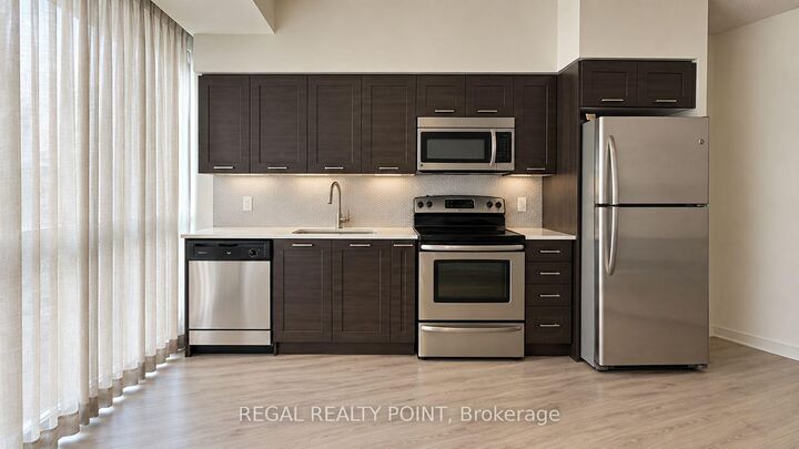 Property Photo:  169 Fort York Boulevard 321  ON M5V 0C8 