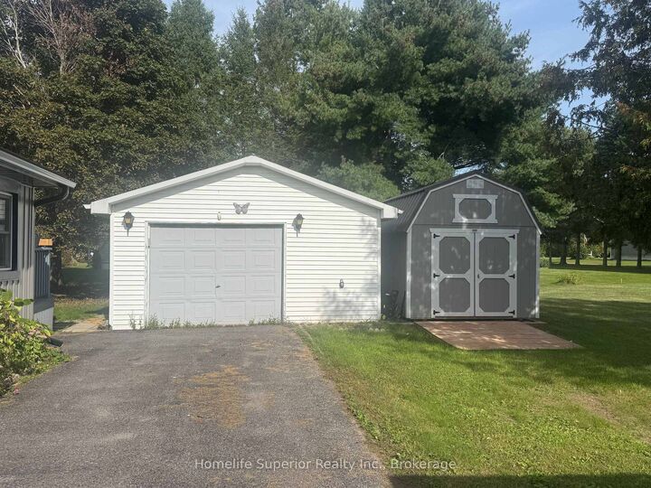 Property Photo: 35 Chandos Street ON K0L 1Z0