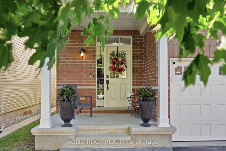 Property Photo:  55 Solaris Drive  ON K2M 0L6 