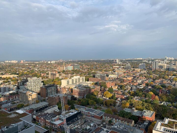 Property Photo:  125 Peter Street  ON M5V 0M2 