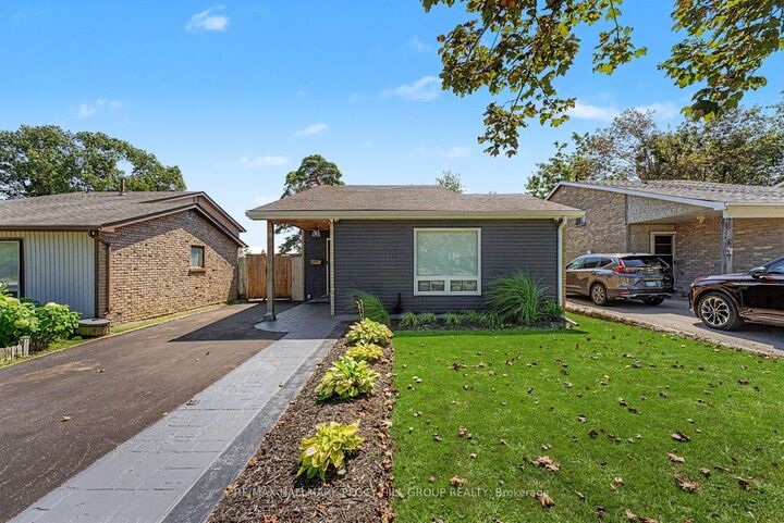 Property Photo: 29 Shelley Lane ON L4N 4W4